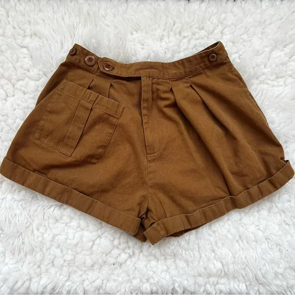 Doen Raelyn Shorts in Boscage - Picture 4 of 7